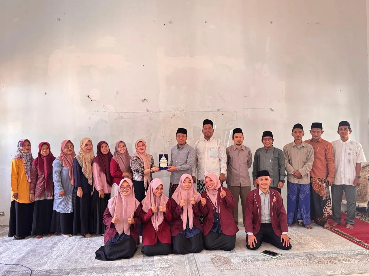 Penarikan PLP di STAI Bina Insan Qur’ani Jadi Penutup Pengabdian Mahasiswa ISIF Cirebon